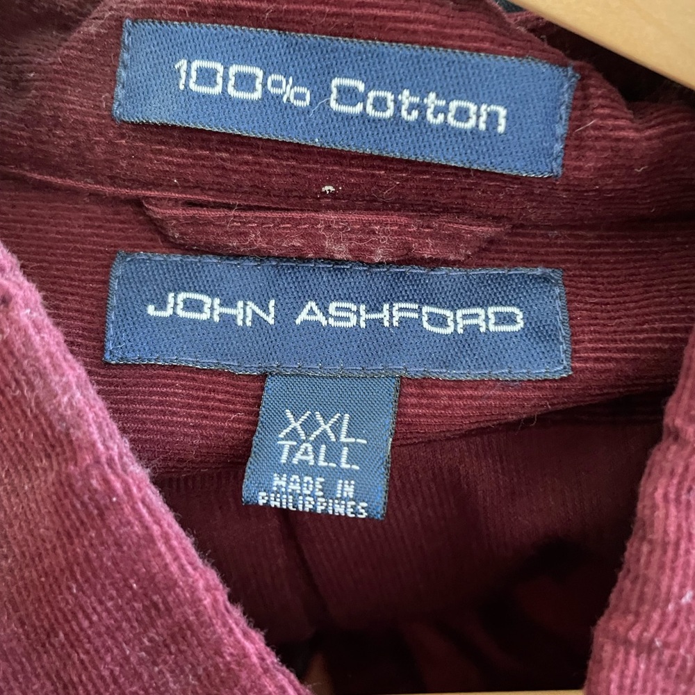 Mens XXL Tall maroon corduroy button down